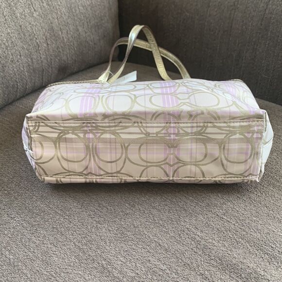 Coach tote mini gold and purple plaid NWT - Picture 4 of 12